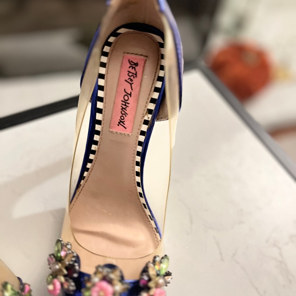 Betsey Johnson Floral Embellished Cream and Blue Heels
